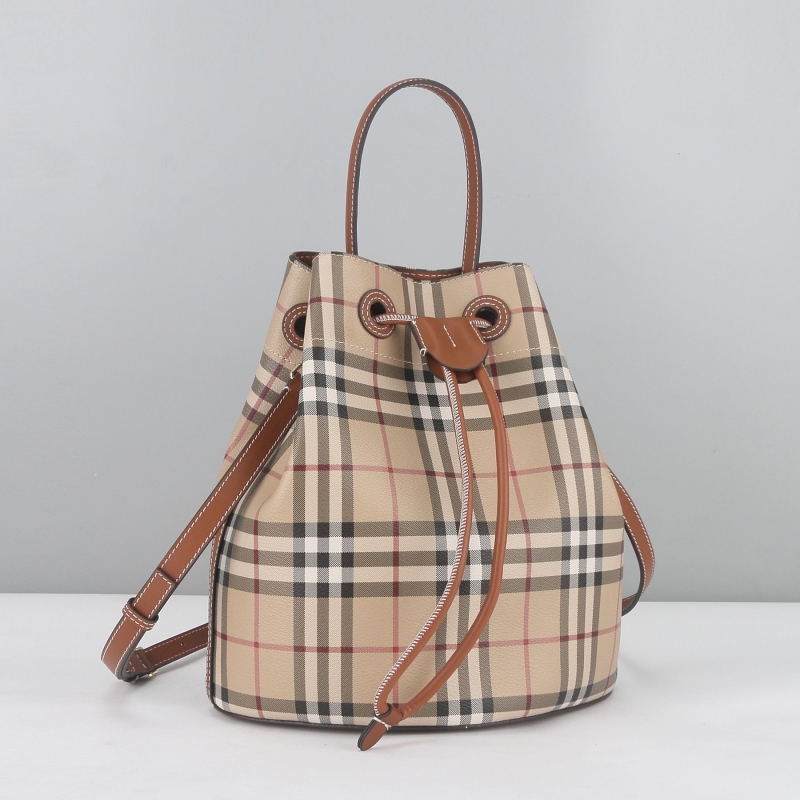 Bv*b*rry bucket bags